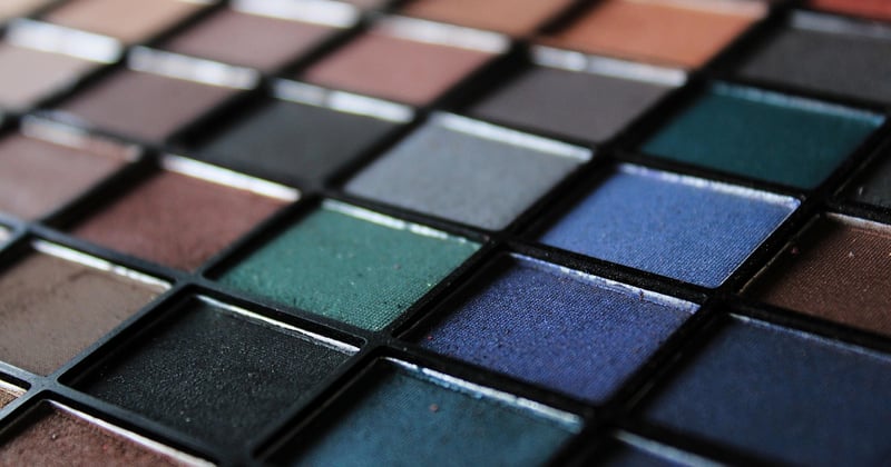 How to Choose the Right Color Palette for Your Living Room
